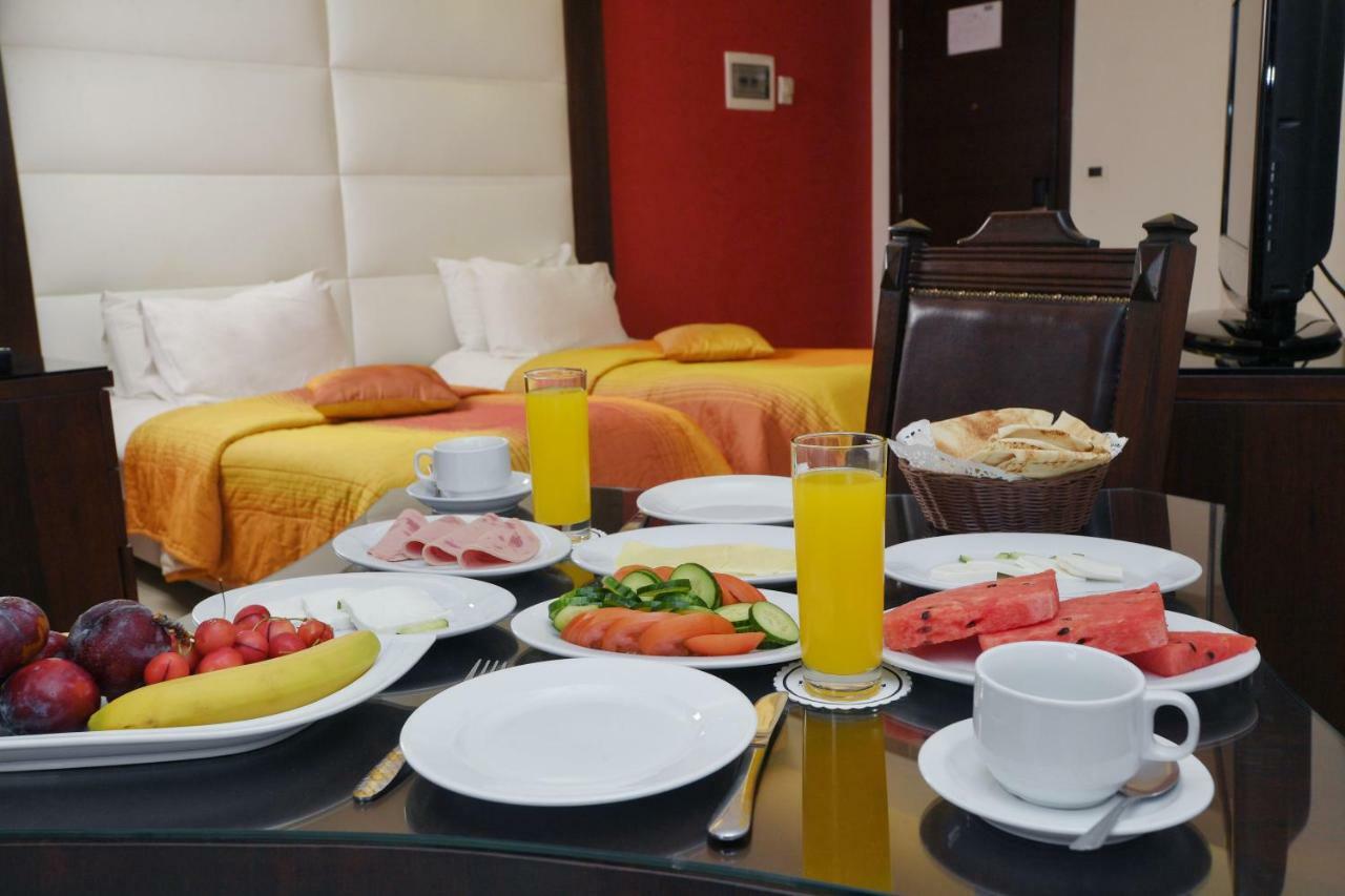 Hollywood Inn Boutique Hotel Džunija Exteriér fotografie